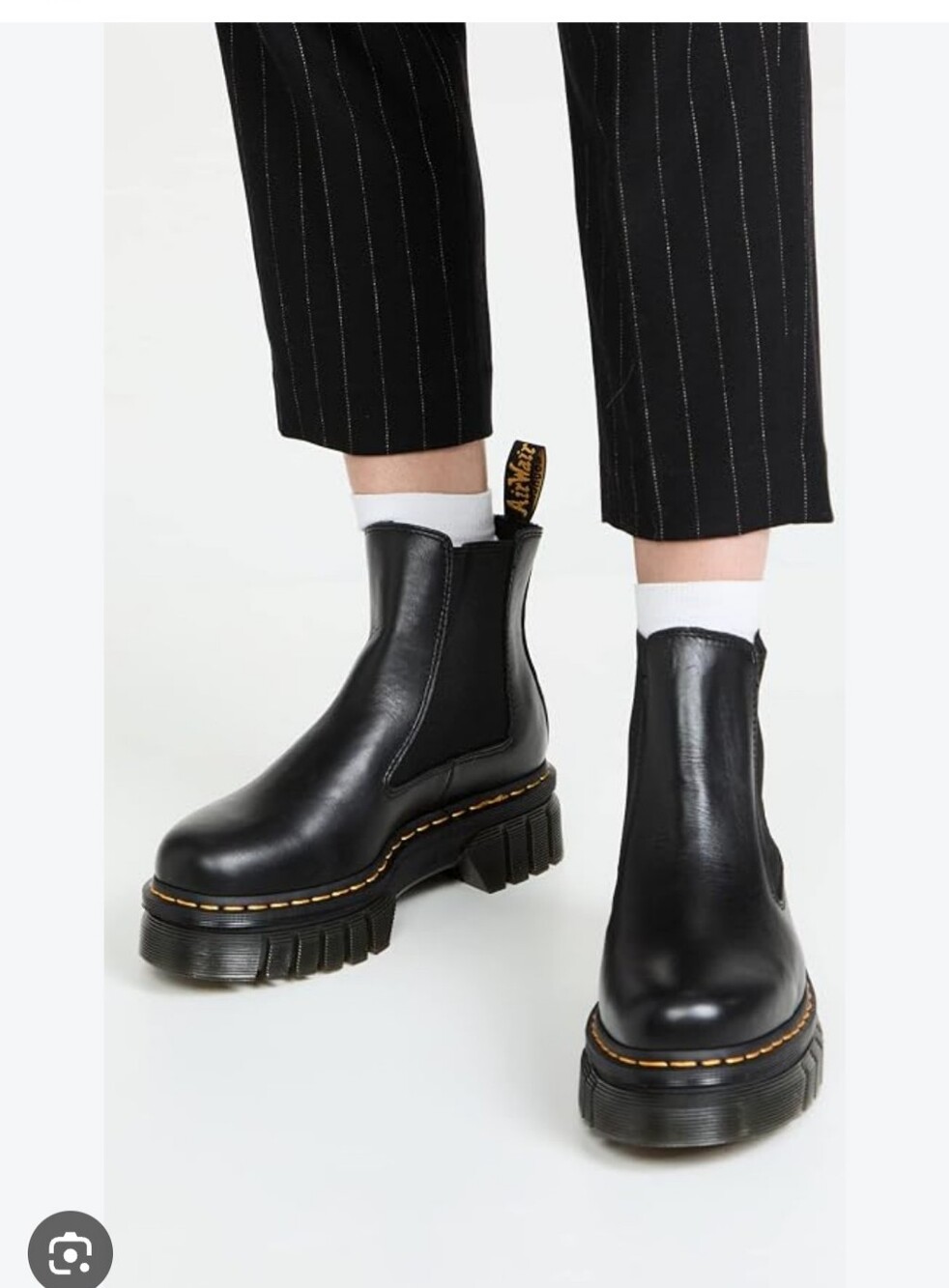 Dr. Martens Black Leather Lug Sole Chelsea Boots Size US6L like new